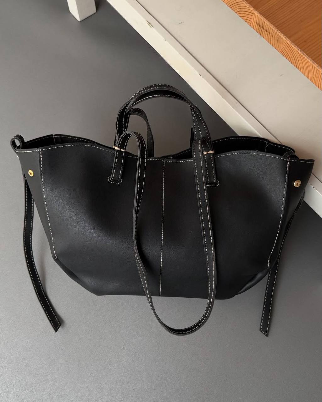 Çantë Tote Oversized – Classic Black