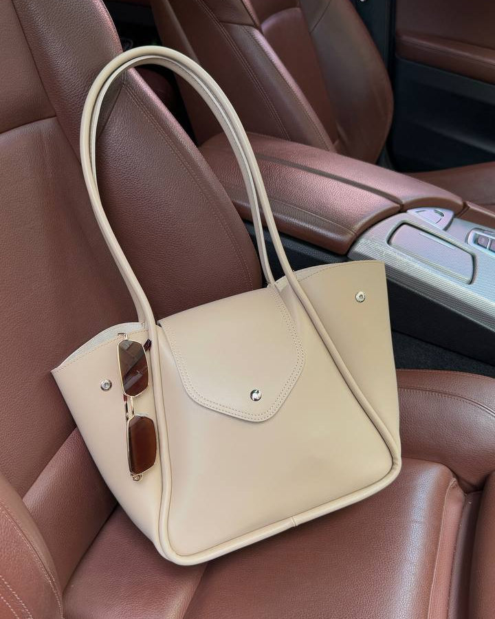 Çantë Tote Elegante – Cream Beige