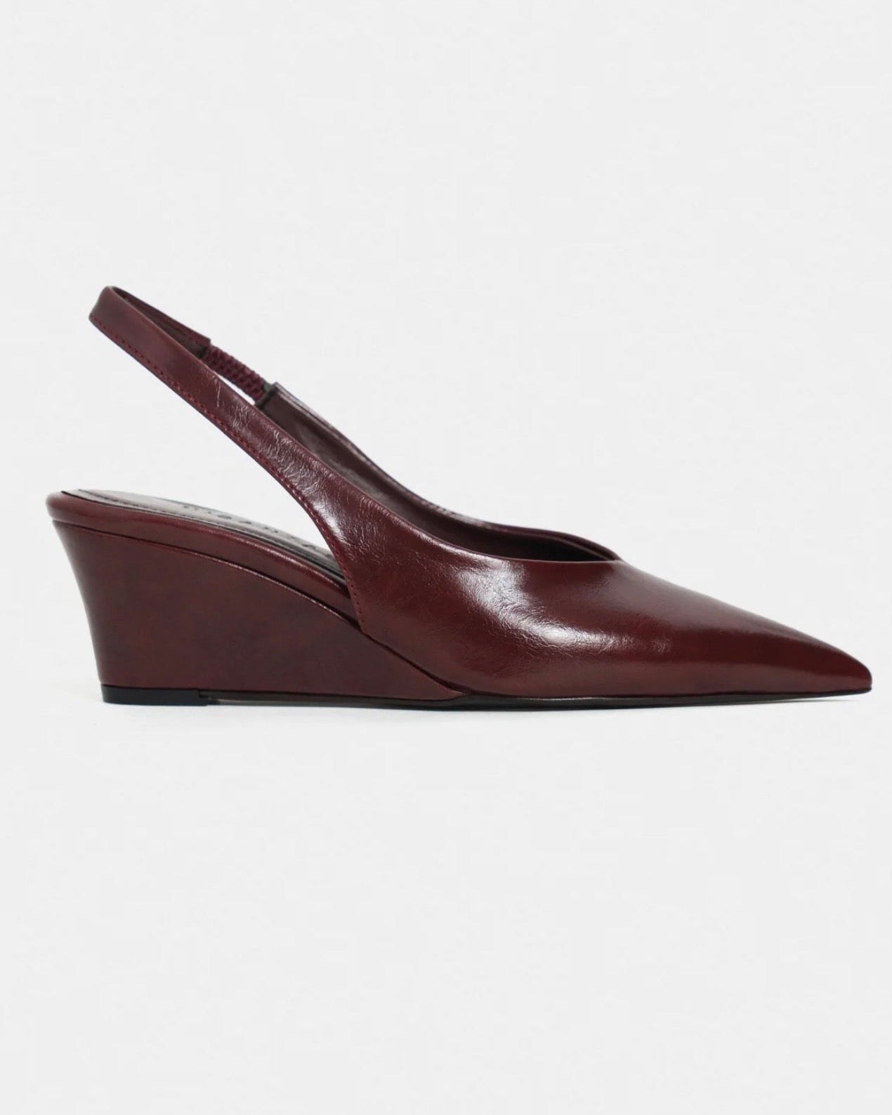 Këpucë Slingback me Takë Wedge – Burgundy Brown