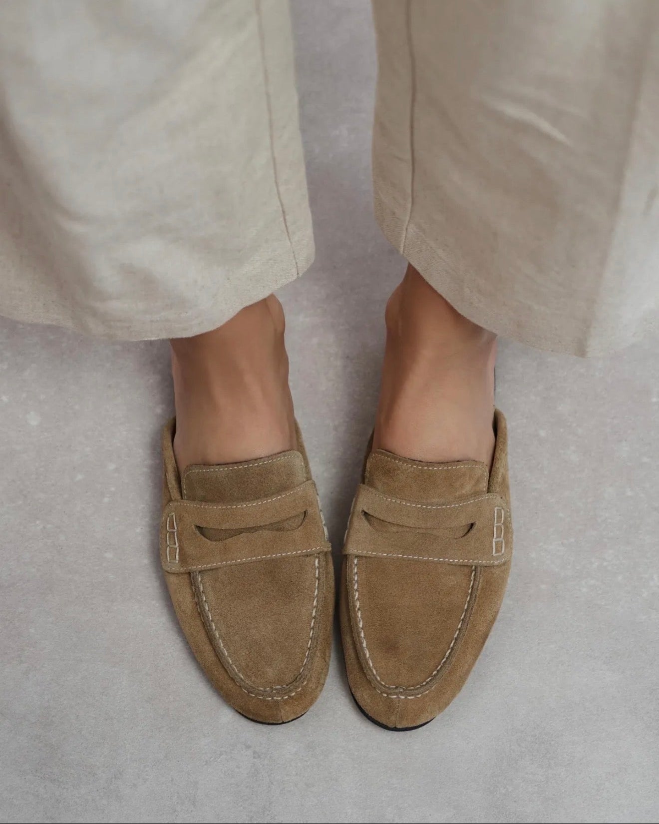 Mules Suede Beige – Elegancë e Përditshme