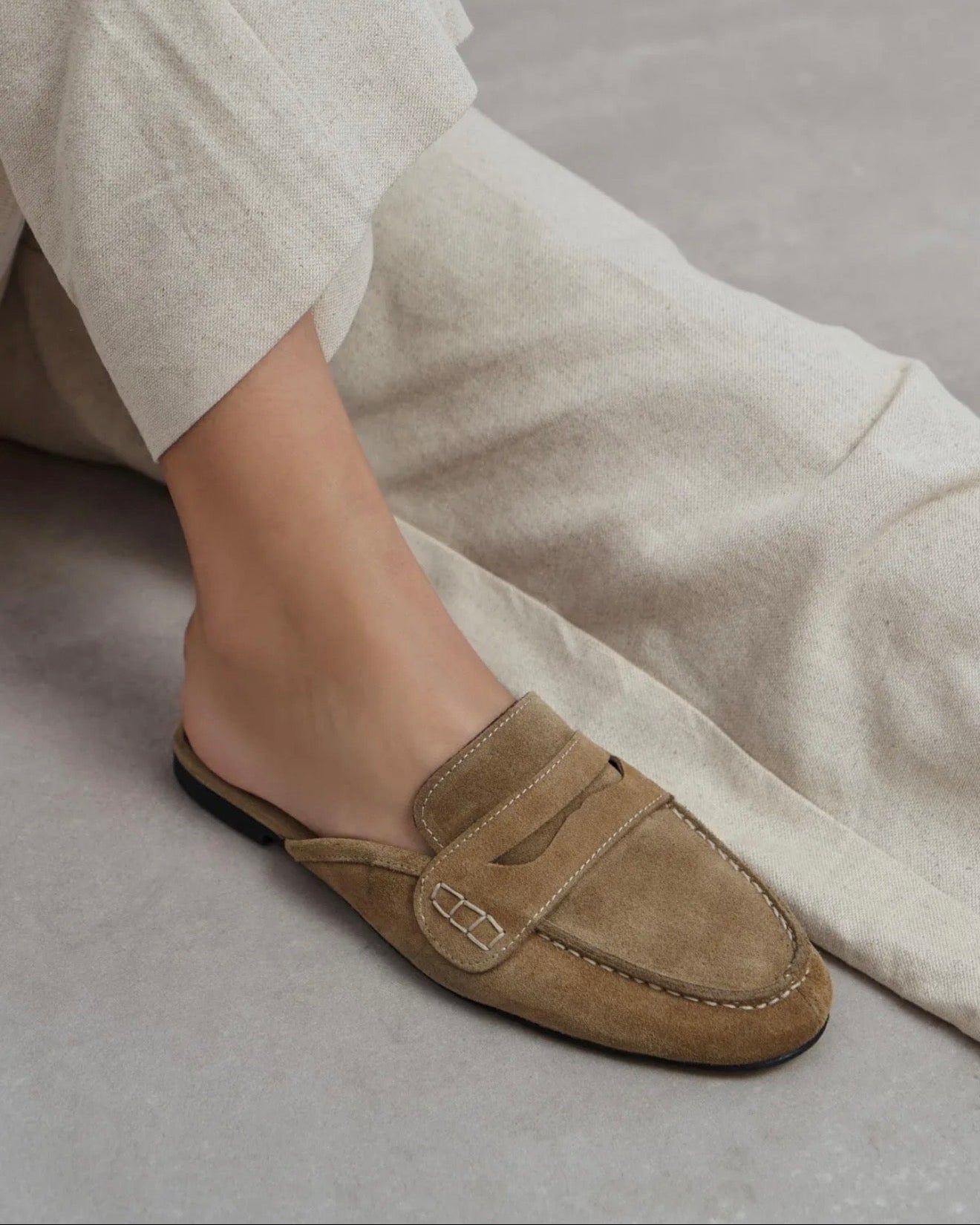 Mules Suede Beige – Elegancë e Përditshme