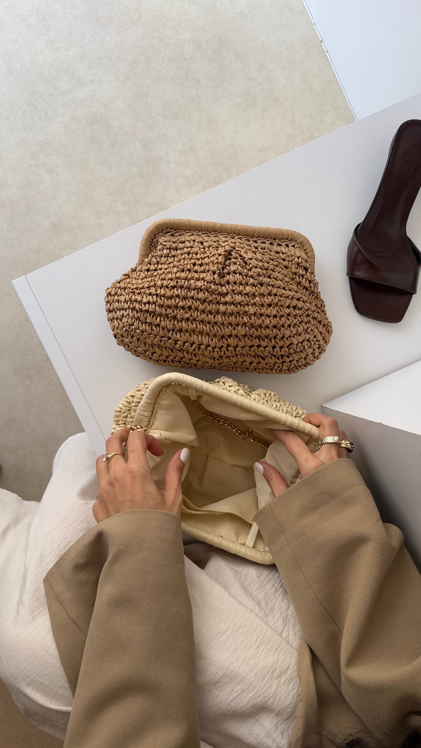 Çantë Clutch – Krem